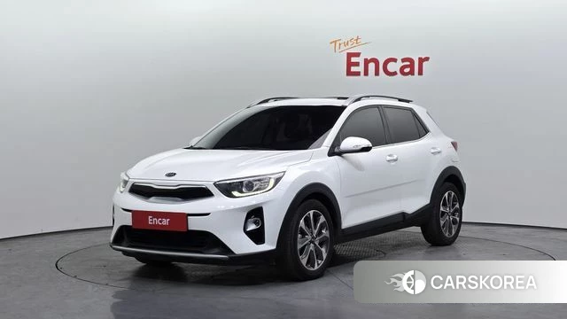 Kia Stonic 2019 Белый из Кореи