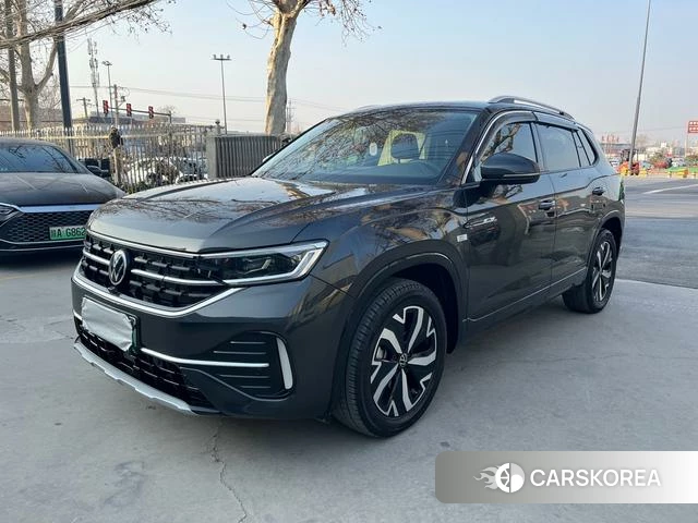 Volkswagen Tanyue GTE 2024 Темно-серый из Китая