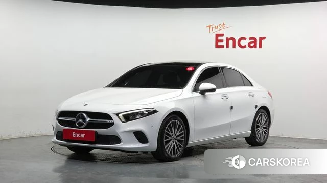 Mercedes-Benz A-Class W177 2021 Белый из Кореи