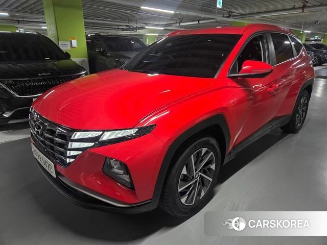 Hyundai Tucson (NX4) 2022 Красный из Кореи
