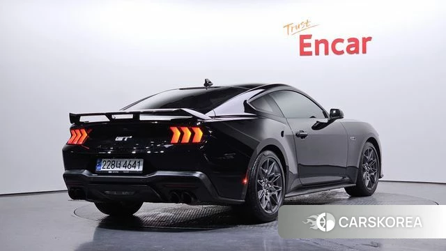 Ford Mustang 7th Generation 2024 Черный из Кореи