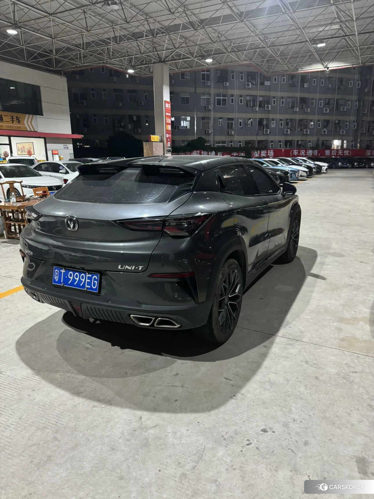 Chang'an UNI-T 2021 Темно-серый из Китая