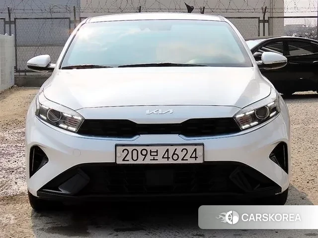 Kia The New K3 2nd generation 2021 Белый из Кореи