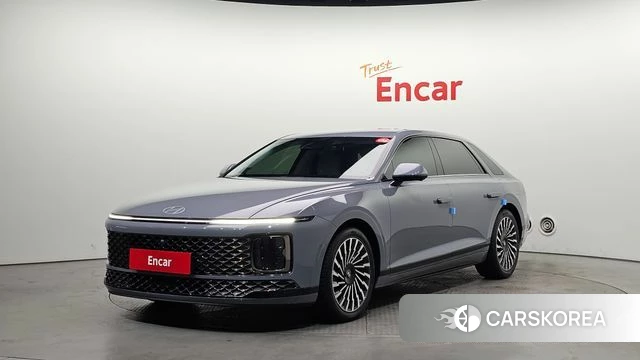 Hyundai Grandeur (GN7) 2023 Светло-серебряный цвет из Кореи