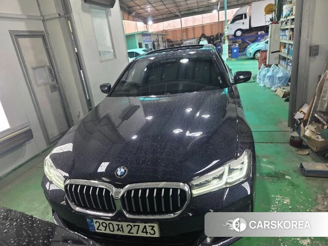 BMW 5 Series (G30) 2022 Черный из Кореи