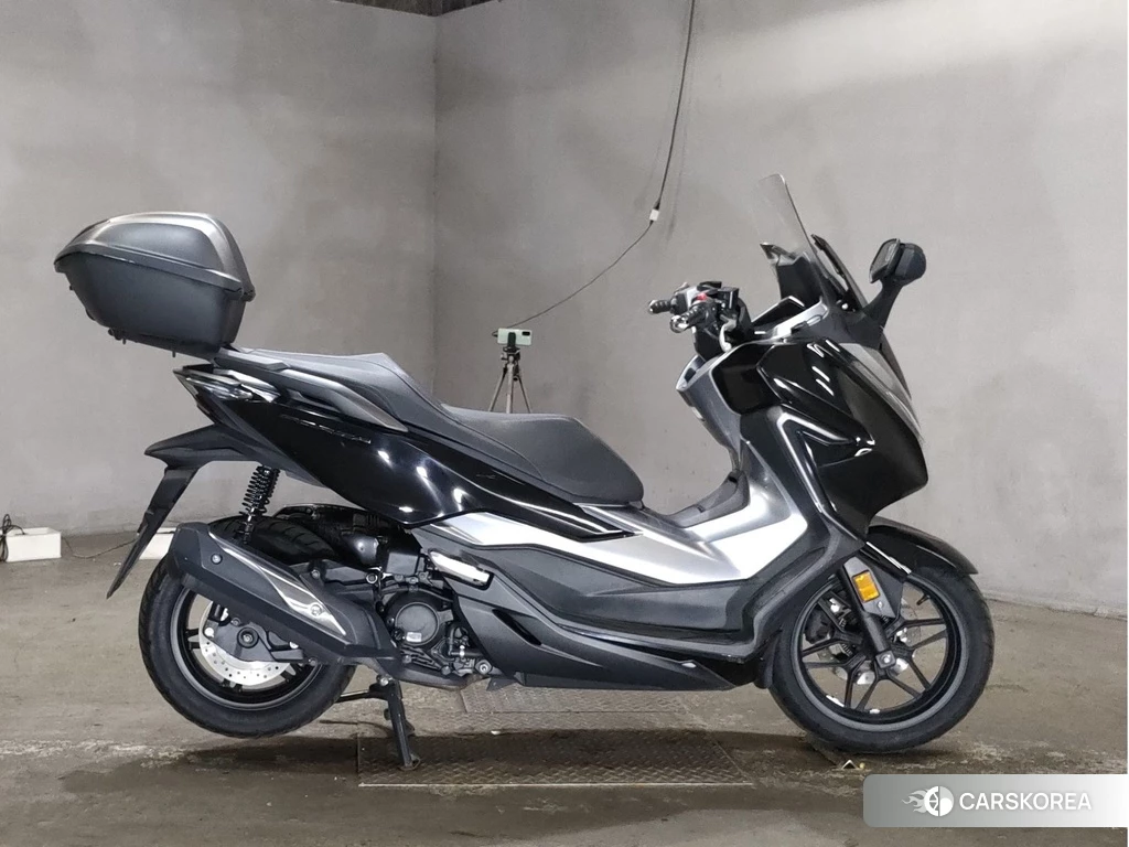 Проданный Honda FORZA 2018 из Японии, фото 2