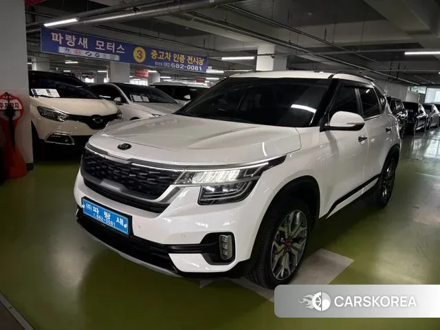 Kia Seltos 2020 Белый из Кореи