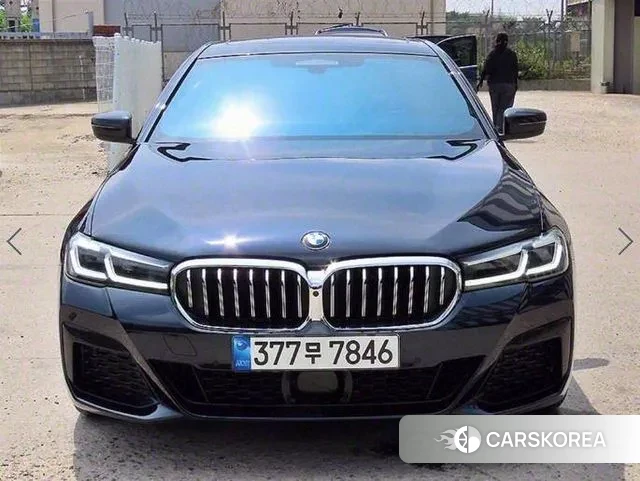 BMW 5 Series (G30) 2021 Черный из Кореи
