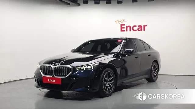 BMW 5 Series (G60) 2025 Черный из Кореи