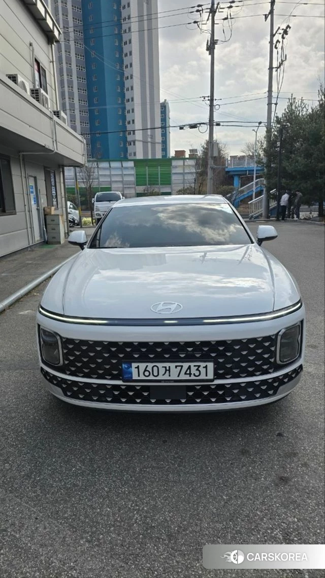 Hyundai Grandeur (GN7) 2023 Белый из Кореи