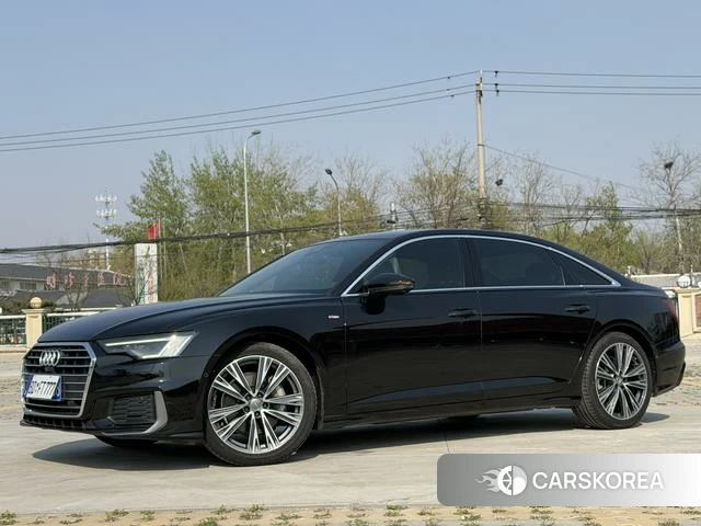 Audi A6L 2021 Черный из Китая