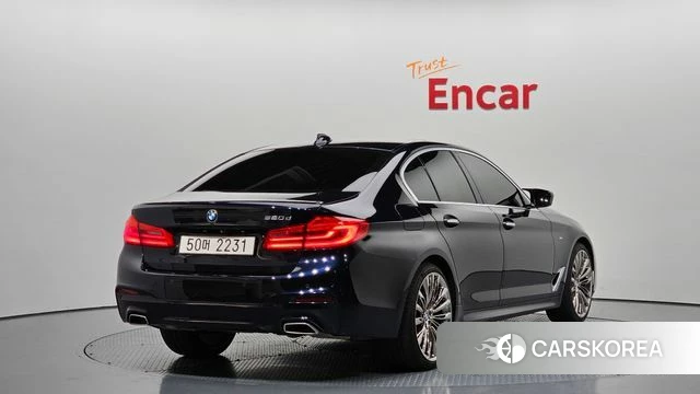 BMW 5 Series (G30) 2018 Синий из Кореи