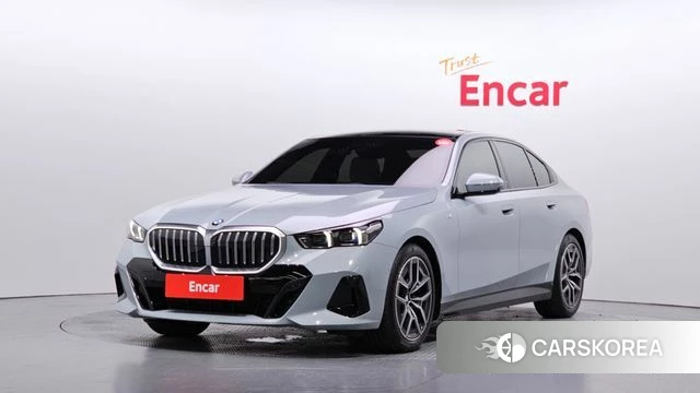 BMW 5 Series (G60) 2024 Серый из Кореи