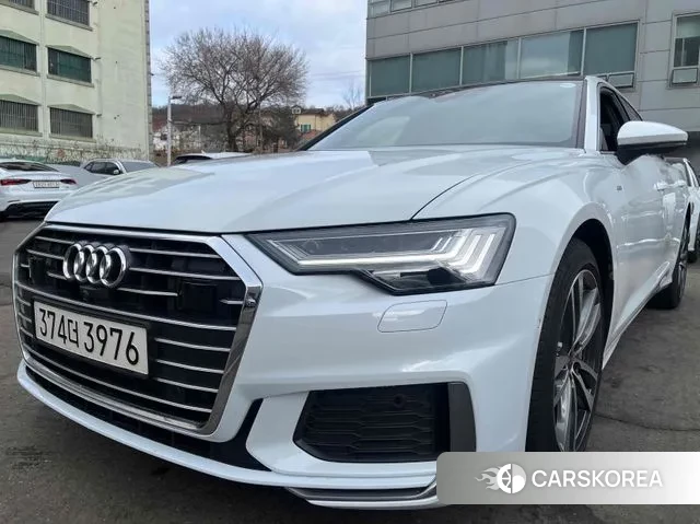 Audi A6 (C8) 2023 Белый из Кореи