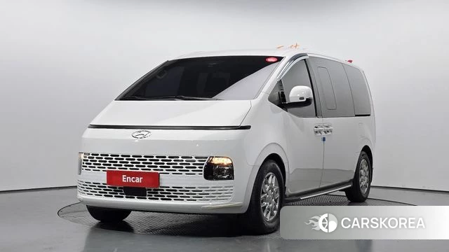 Hyundai Staria 2022 Белый из Кореи