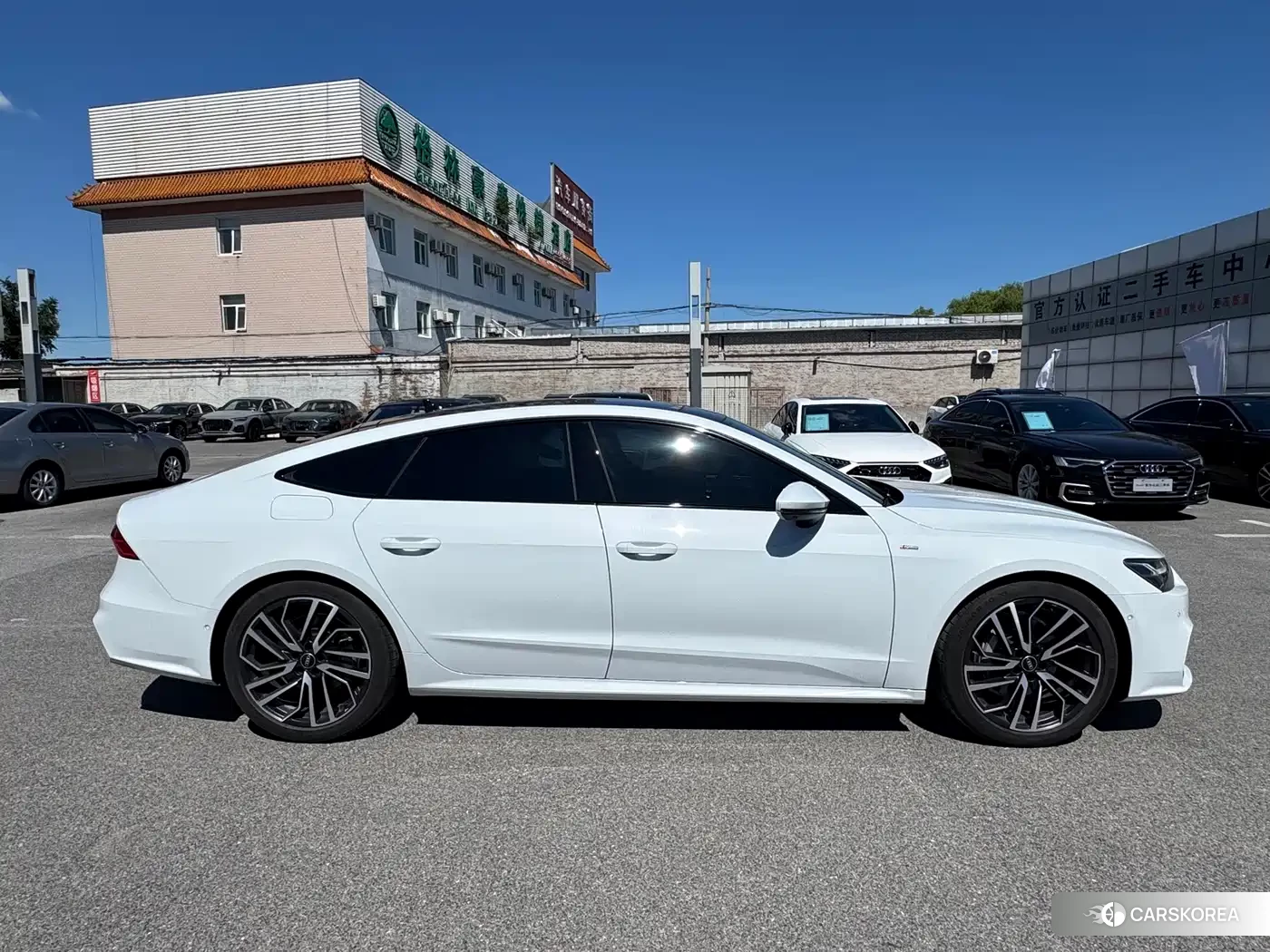 Audi A7 2026 Белый из Китая