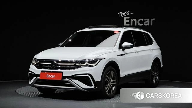 Volkswagen Tiguan Allspace 2022 Белый из Кореи