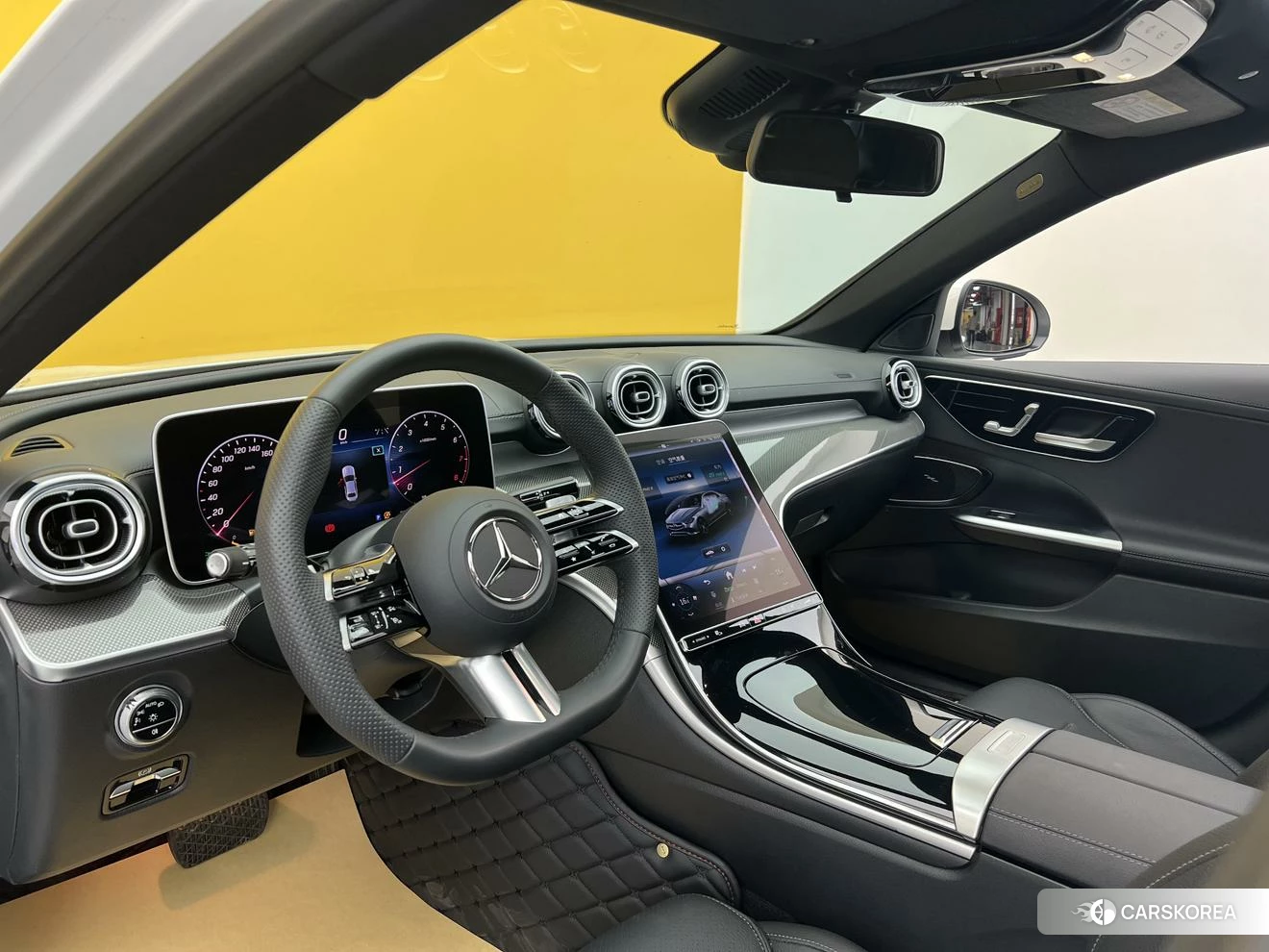 Mercedes-Benz Class C 2024 Белый из Китая