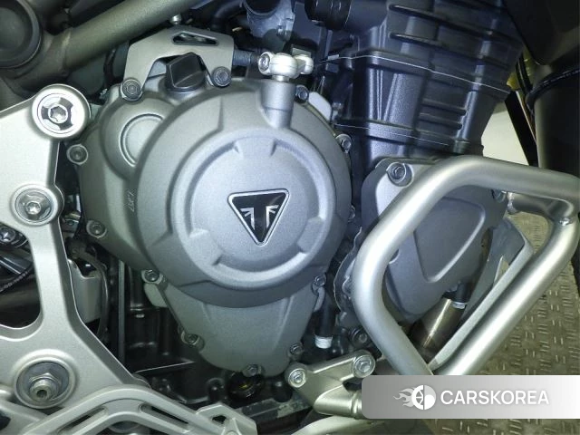Engine photo