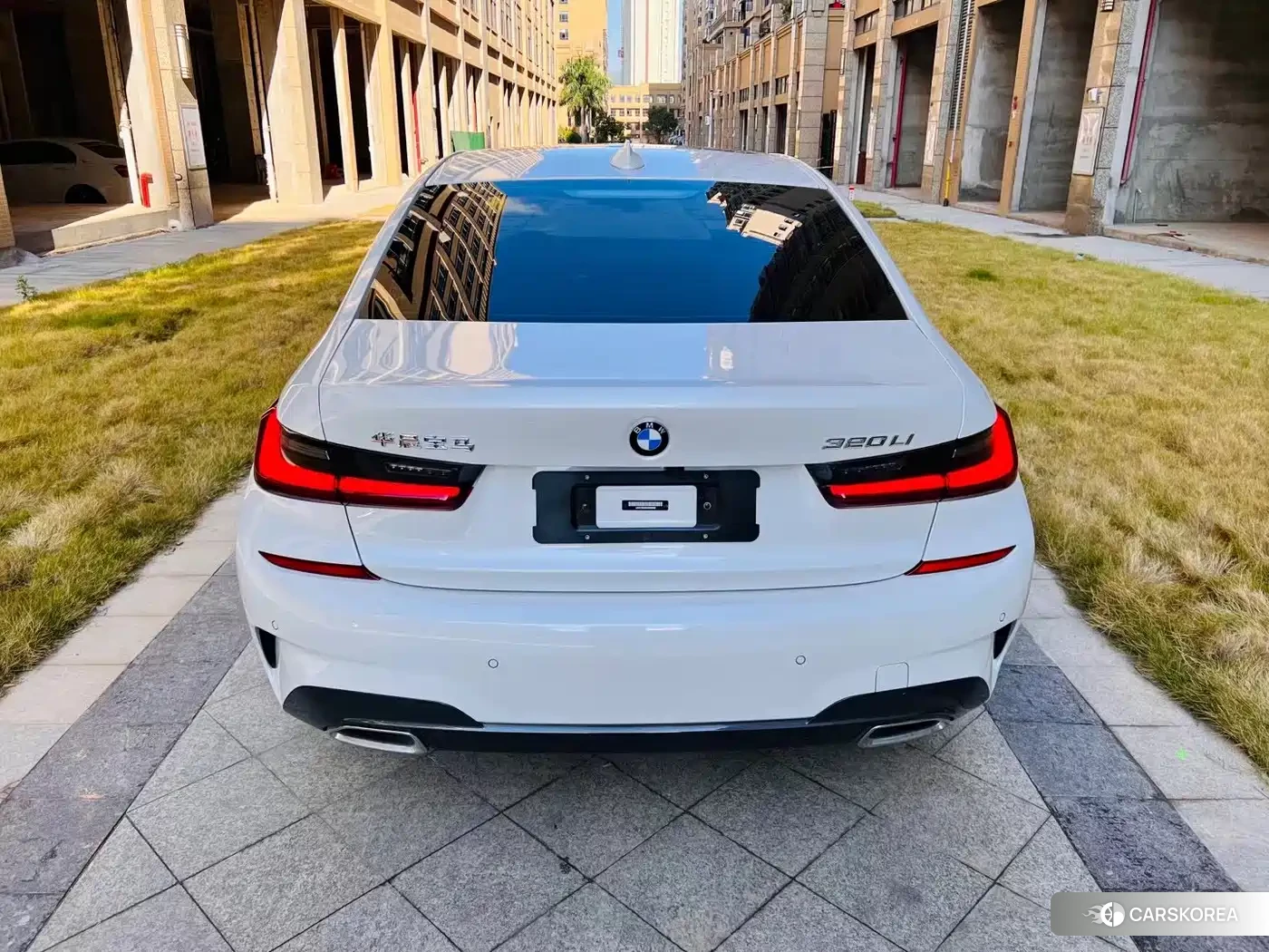 BMW 3 series 2022 Белый из Китая