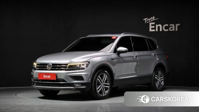 Volkswagen Tiguan Allspace 2020 Серебряный из Кореи