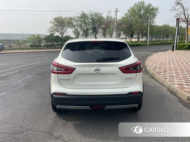 Nissan Qashqai 2022 Белый из Китая
