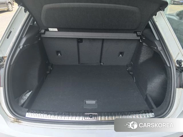 Audi Q3 2024 Белый из Китая
