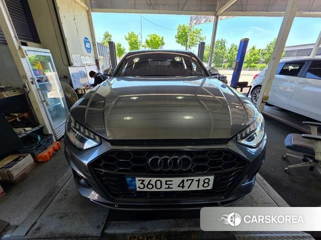 Audi A4 (B9) 2021 Серый из Кореи
