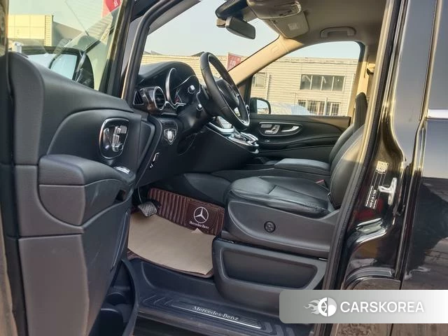 Mercedes-Benz V-class 2019 Черный из Китая