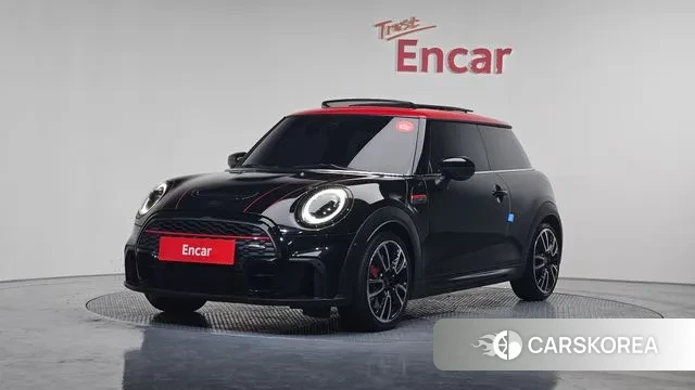 Mini Cooper S 2022 Черный из Кореи