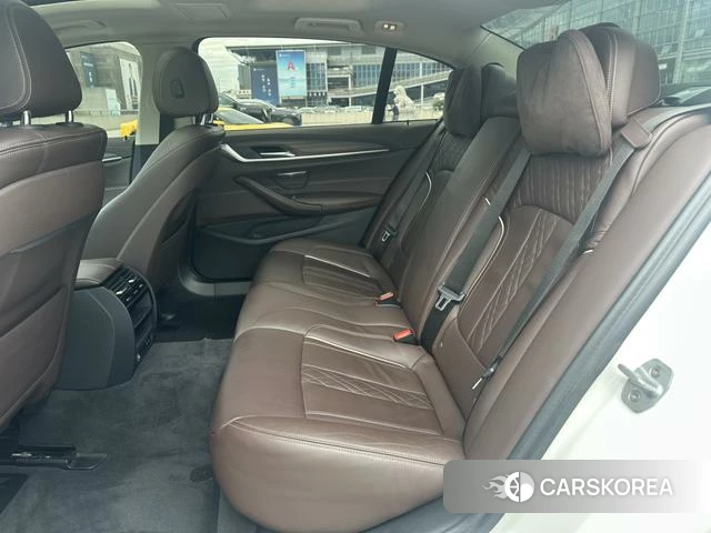 BMW 5 series PHEV 2020 Белый из Китая