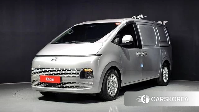 Hyundai Staria 2022 Серебристо-серый из Кореи