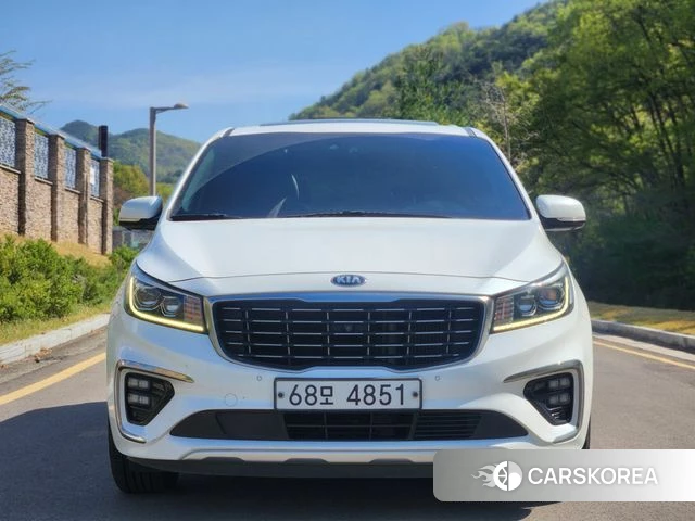 Kia The New Carnival 2018 Белый из Кореи