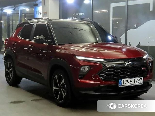 Chevrolet (GM Daewoo) The New Trail Blazer 2023 Красный из Кореи