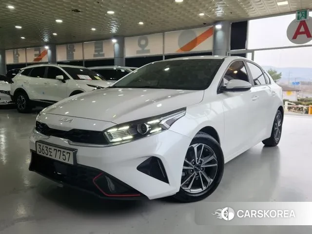 Kia The New K3 2nd generation 2021 Белый из Кореи
