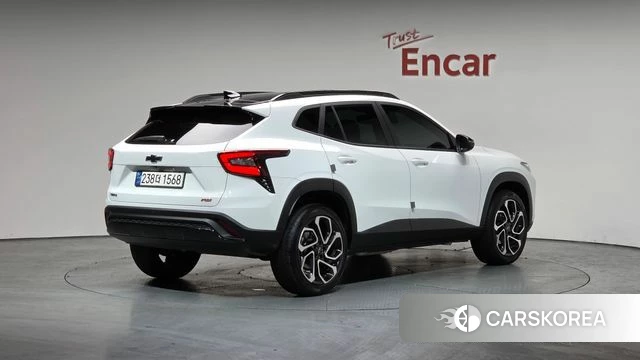 Chevrolet (GM Daewoo) Trax Crossover 2023 Белый из Кореи