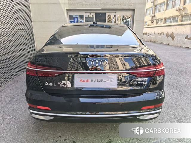 Audi A6L 2023 Черный из Китая