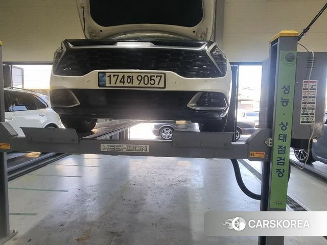 Kia Sportage 5th Generation Hybrid 2022 Белый из Кореи