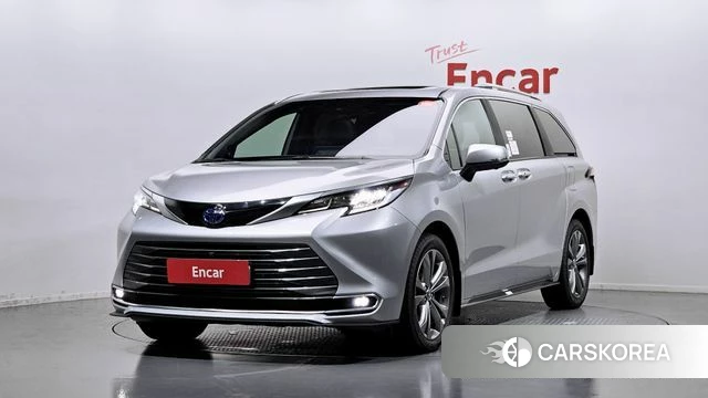 Toyota Sienna 4th Generation 2025 Серебряный из Кореи