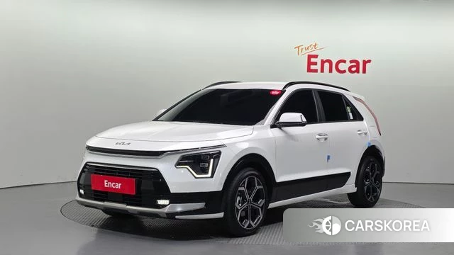 Kia Di Ol Nu Niro 2022 Белый из Кореи
