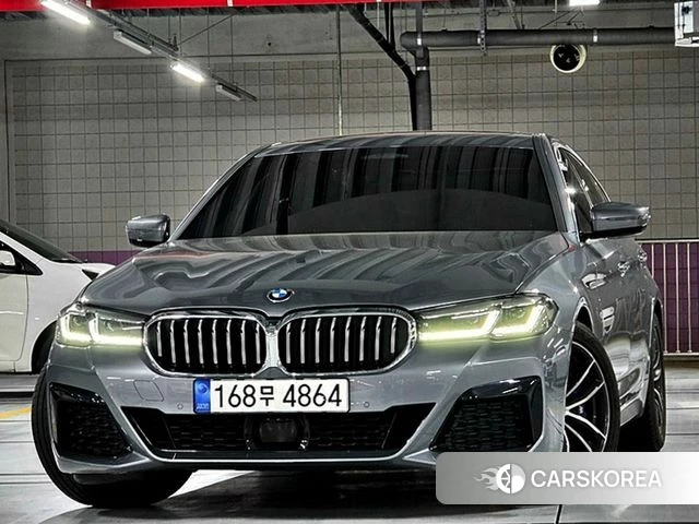 BMW 5 Series (G30) 2022 Серый из Кореи