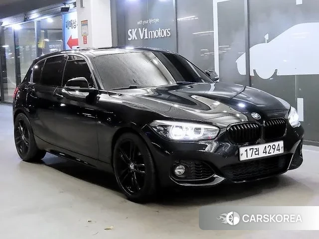 BMW 1 Series (F20) 2018 Черный из Кореи