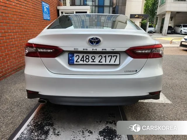 Toyota Camry (XV70) 2024 Белый из Кореи