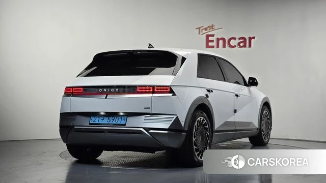 Hyundai Ionic 5 2022 Белый из Кореи