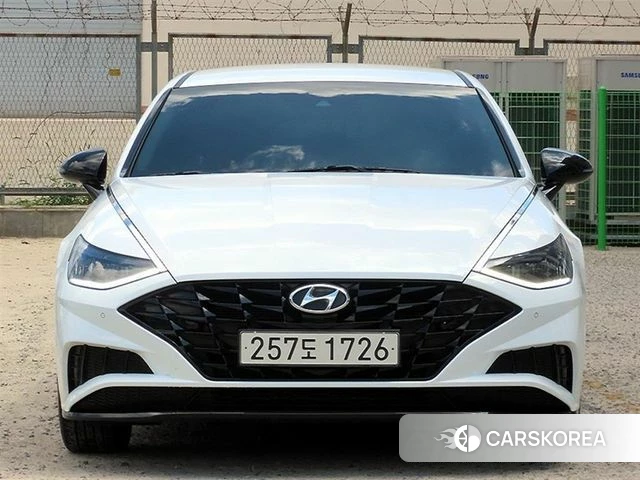 Hyundai Sonata (DN8) 2022 Белый из Кореи
