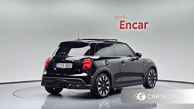 Mini Cooper S 2022 Черный из Кореи