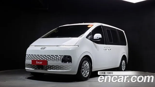 Hyundai Staria 2023 Белый из Кореи