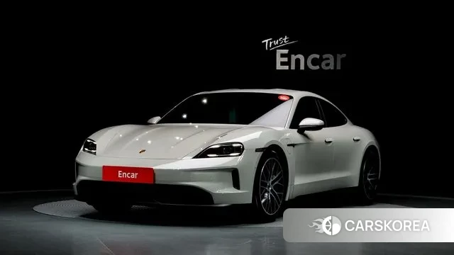 Porsche Taycan 2024 Серебристо-серый из Кореи