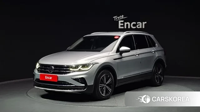 Volkswagen Tiguan second Generation 2022 Серебристо-серый из Кореи