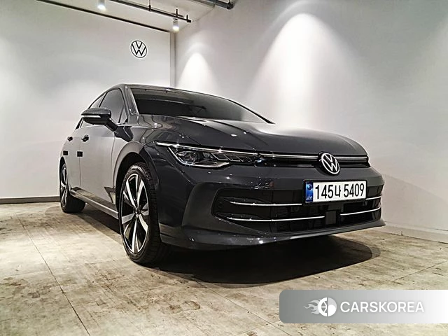 Volkswagen Golf 8th Generation 2025 Серый из Кореи